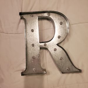 Light up Letter "R"